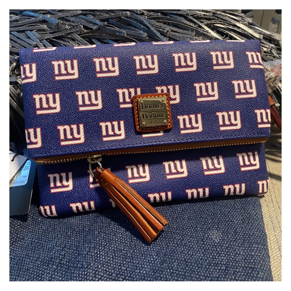 🔵  DOONEY & BOURKE NFL NY Giants Foldover Crossbody Purse NWT